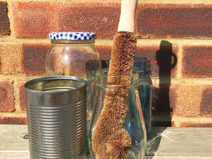 Natural Bottle Brush – Coconut Fibre & Loofah Cleaning Tool | LoofCo | Water Bottle Brush | LOOFCOBBBULK 5060175850713 | AllotMate Essentials