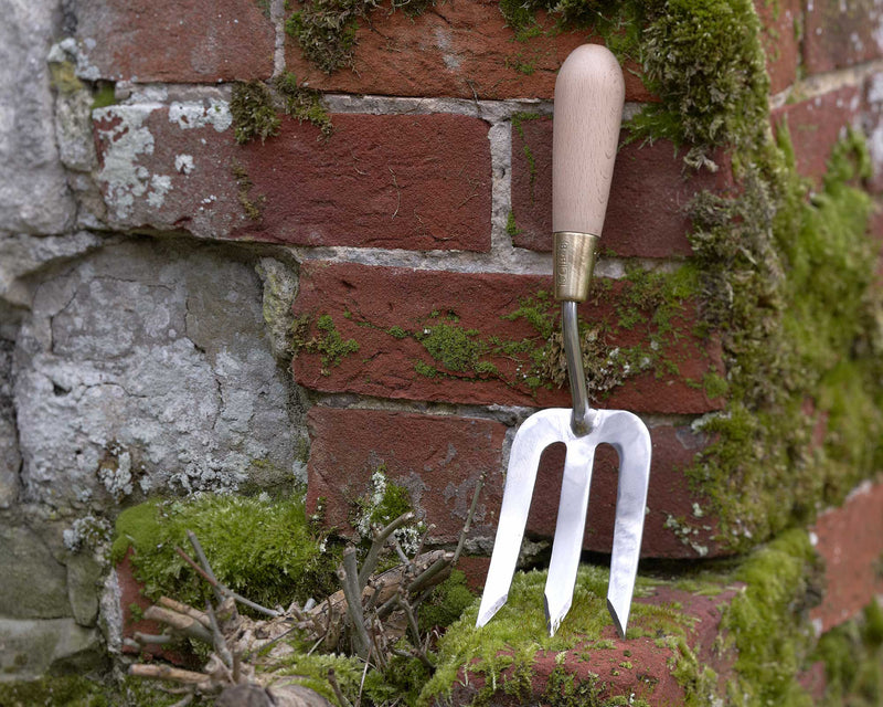 Hand Fork – Sophie Conran Gift Boxed Garden Tool | Burgon & Ball | Fork | GSC/FORK 5019360007852 | AllotMate Essentials