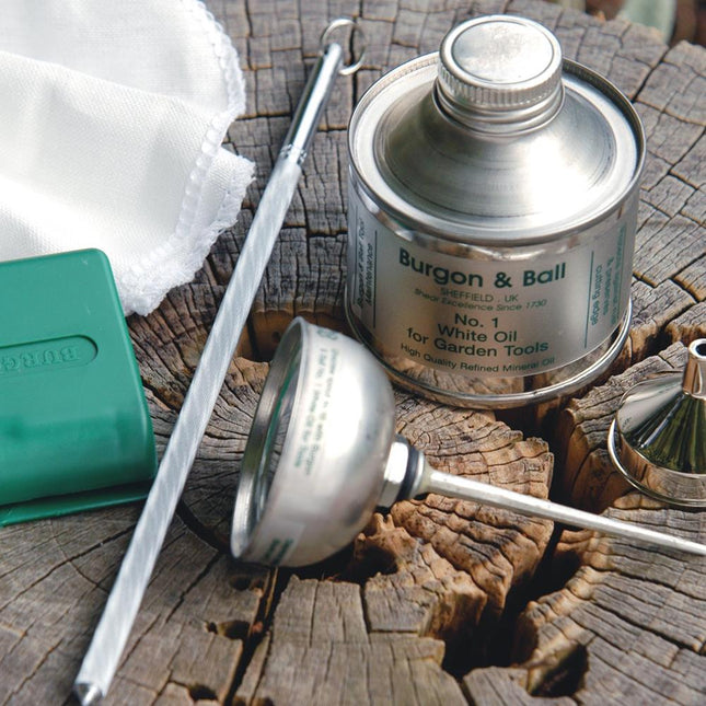 No.1 Tool Oil – Rust Protection for Garden Tools | White Oil by Burgon & Ball | Tool Oil | GTS/OIL 5019360003328 | AllotMate Essentials