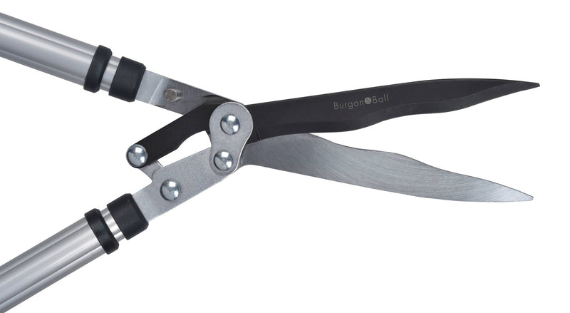 Telescopic Hedge Shears – Wavy Edge Blades | RHS Collection by Burgon & Ball | Shear | GTO/WAVYHEDGE 5019360011620 | AllotMate Essentials