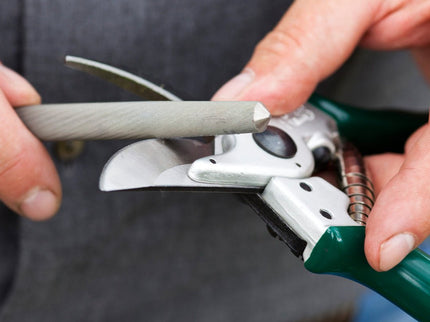 Mini Sharpening Steel – Maintain Sharp Garden Tools | Burgon & Ball | Sharpening Steel | ATT/SS 5019360002413 | AllotMate Essentials