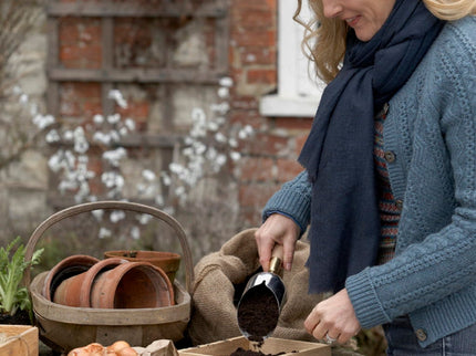 Burgon and Ball Burgon & Ball - Sophie Conran - Compost Scoop (Gift Boxed) - Compost Scoop - AllotMate Essentials - GSC/SCOOP - 5019360007869