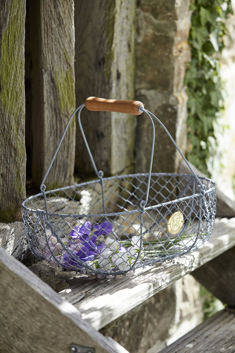 Burgon & Ball - Sophie Conran - Large Harvest Basket Grey | Harvest Basket | GSC/BASKLGGREY 5019360014010 | AllotMate Essentials