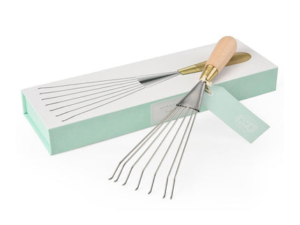 Hand Rake – Sophie Conran Gift Boxed Garden Tool | Burgon & Ball | Rake | GSC/RAKE 5019360010357 | AllotMate Essentials