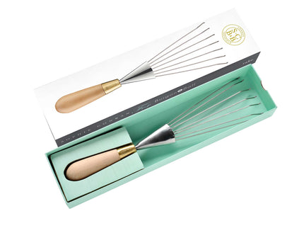 Hand Rake – Sophie Conran Gift Boxed Garden Tool | Burgon & Ball | Rake | GSC/RAKE 5019360010357 | AllotMate Essentials