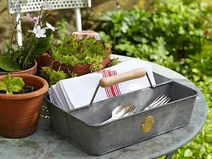 Burgon & Ball – Sophie Conran Galvanised Steel Garden Trug with Wooden Handle | Trug | GSC/TRUG | AllotMate Essentials