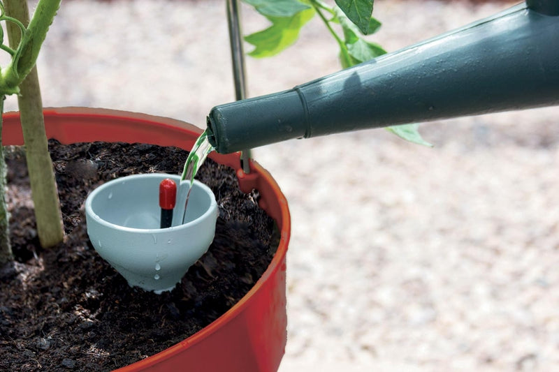 Garland Self Watering Grow Pot Tower in Red: 11 Litre Recycled Plastic Pot with 4 Litre Reservoir and 1.5m Aluminium Support Frame for Tomatoes, Peppers and Sweet Peas (Copy) (Copy)