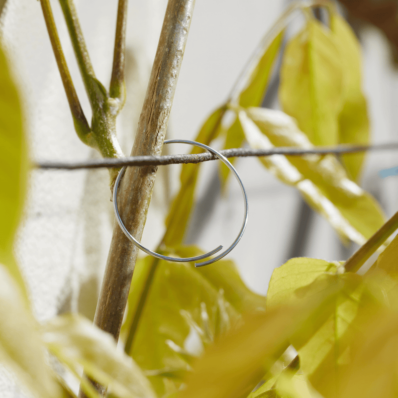 Galvanised Plant Rings 25cm 100 Pack, Strong Metal Plant Supports for Trees and Stems | Plant supports and fixings | 5050642070904 5050642070904 | AllotMate Essentials